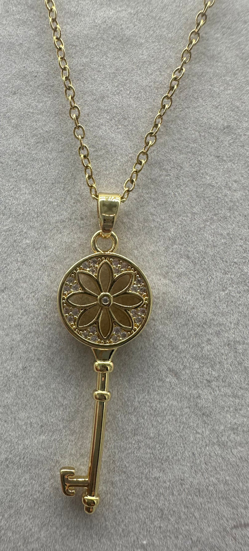 14K Gold Plated Dainty Key Pendant Necklace